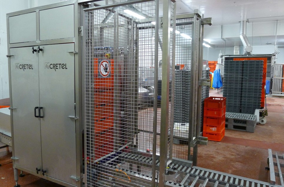 Cretel Materialumschlag im Feld Entstapelung